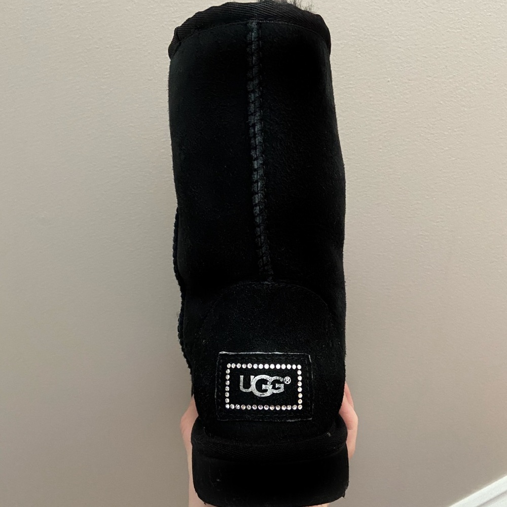 UGG Classic Short Boot with Crystal Logo - Black